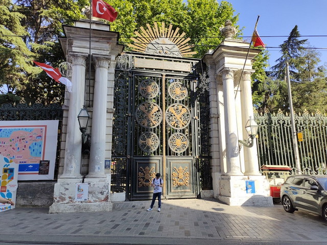 Cicek Street in Istanbul