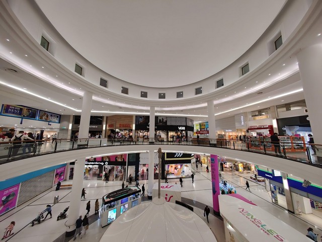shopping malls in Dublin Ireland