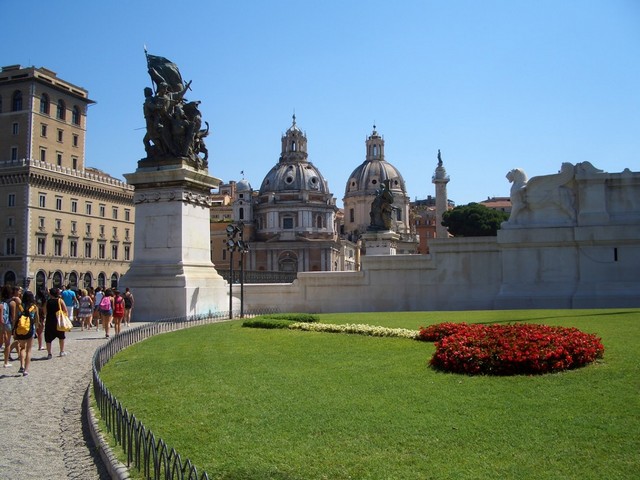 Venezia Square Rome