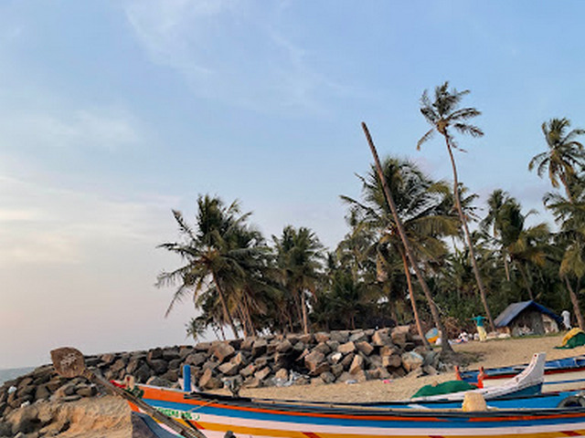Tanur Beach