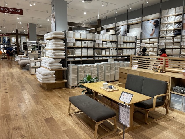 Aeon Mall Long Bien Hanoi - ايون مول لونغ بين هانوي