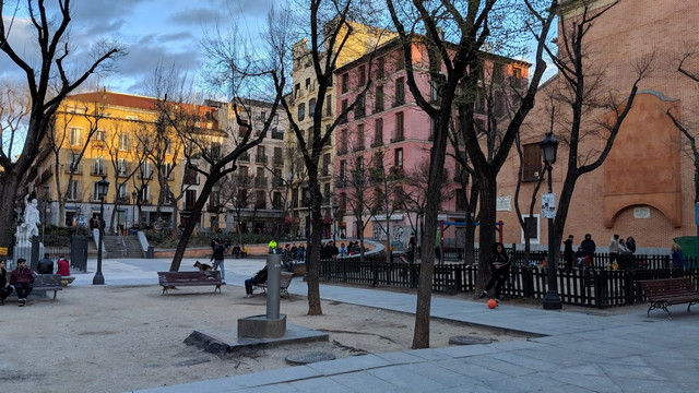 Del Dos de Mayo Square Madrid