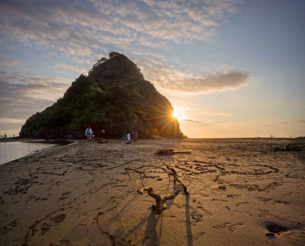 Piha Beach Auckland