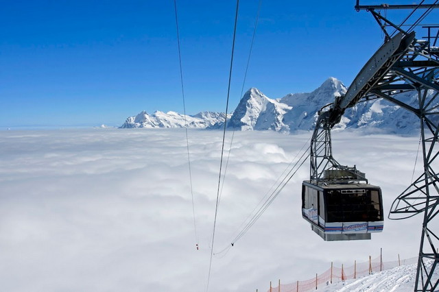 Schilthorn Piz Gloria - تلفريك شيلتورن بيز جلوريا