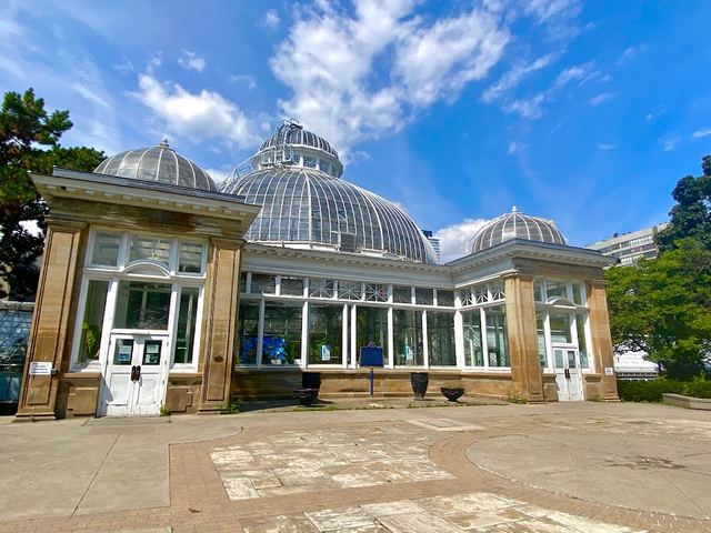 best attractions in Toronto Canada