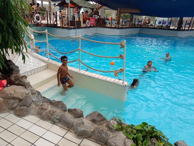 Aquaboulevard Water Park Paris