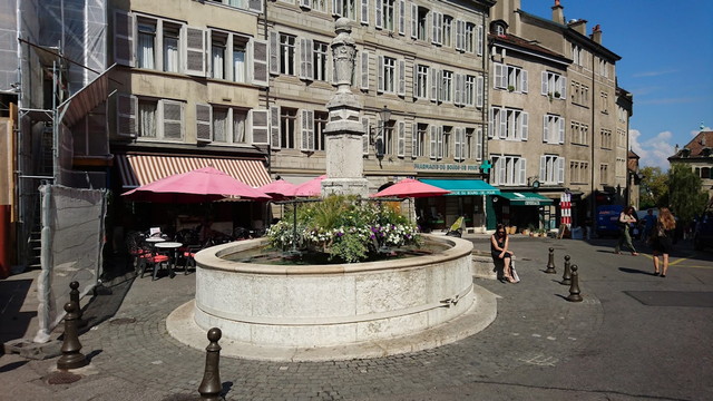 Bourg de Four Square
