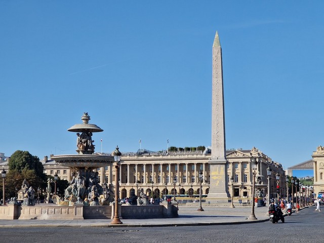 Concorde Square Paris