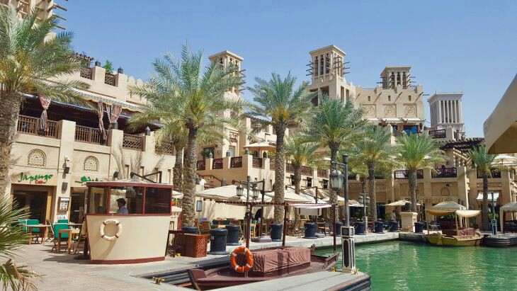 artificial islands in Dubai