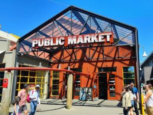 سوق جزيرة جرانفيل العام فانكوفر - Granville Island Public Market Vancouver
