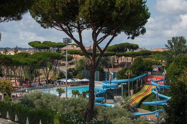 Hydromania Water Park Rome