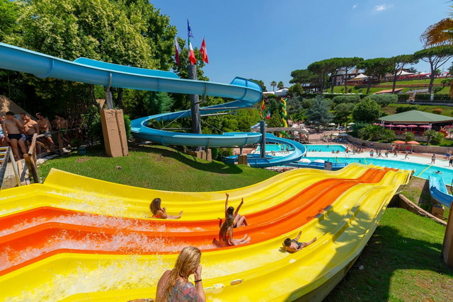Hydromania Water Park Rome