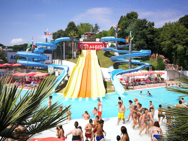 Hydromania Water Park Rome