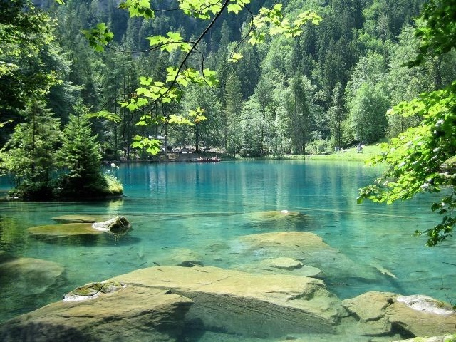 best lakes in Switzerland