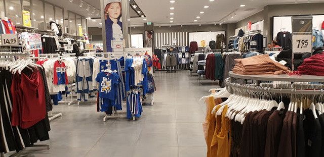 shopping malls in Verona