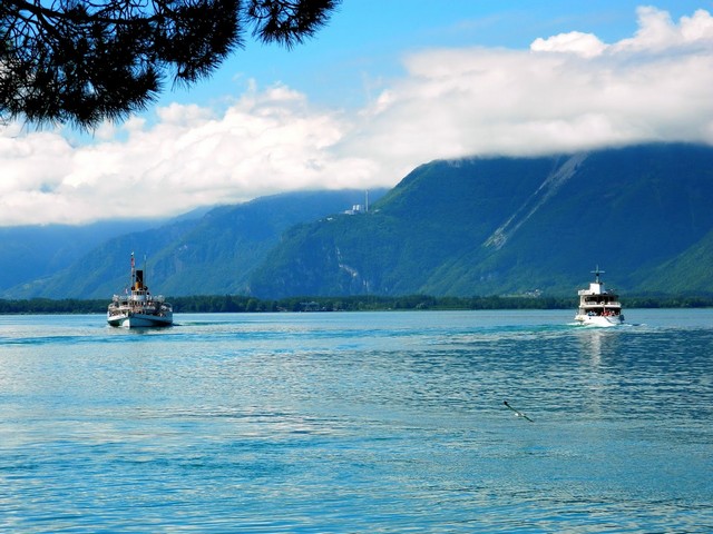 Lungolago Corniche Montreux - كورنيش لونجو لاغو مونترو