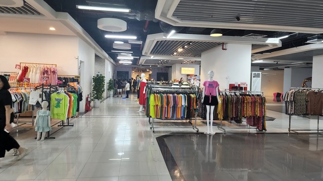 Mipec Long Bien Shopping Mall Hanoi - مركز تسوق ميبيك لونج بين هانوي