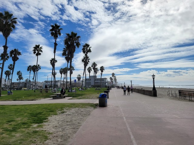 Mission Beach Corniche San Diego