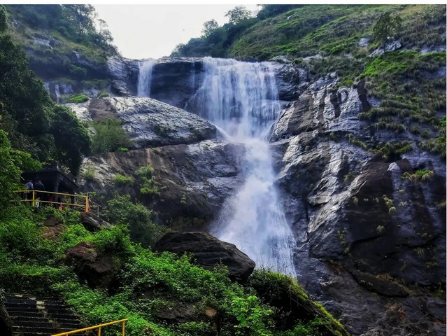 best waterfalls in Kerala