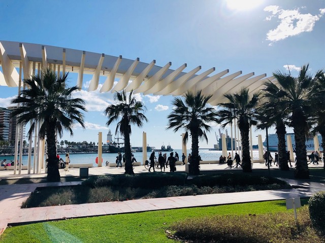 Palm Grove of Surprises Corniche Malaga - كورنيش مفاجآت بالم جروف ملقا
