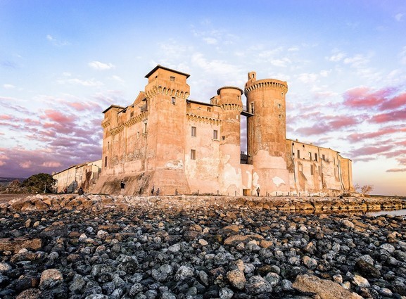 famous landmarks in Rome