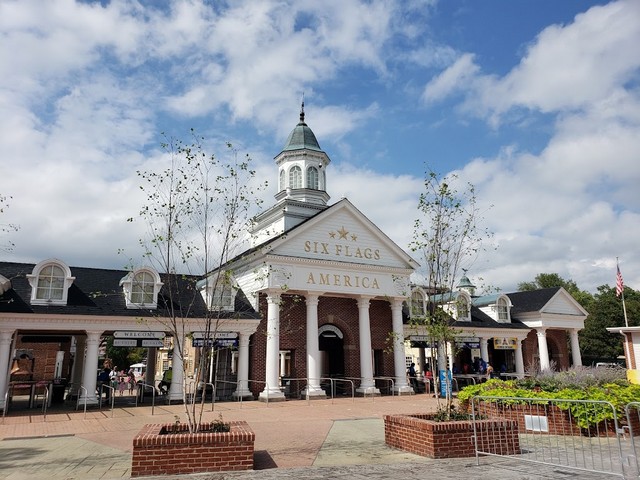 Six Flags America Amusement Park Washington