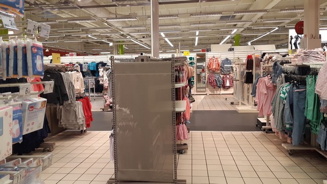 سوق أوشان ستراسبورغ - Auchan Market Strasbourg