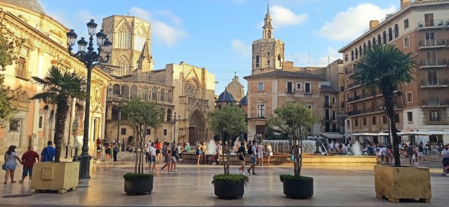 tourist attractions in valencia