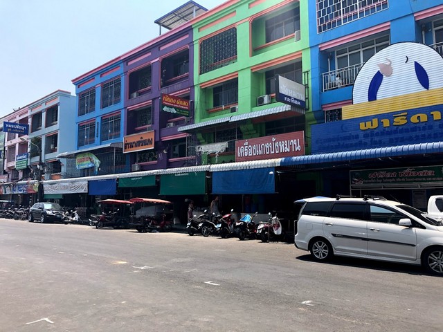 best places to shop in krabi - krabi thailand market