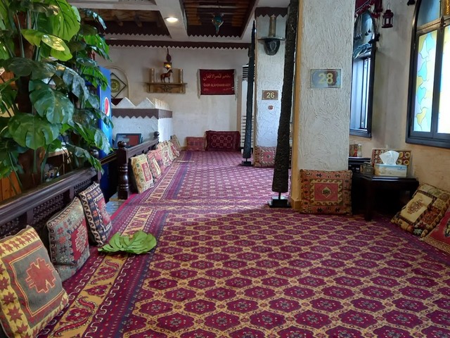 مطعم قصر الافغان راس الخيمة