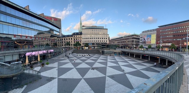 ميدان سيرجيل في ستوكهولم - Sergels Square