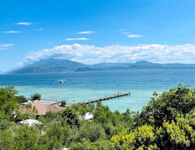 Tomelleri Public Park Sirmione - حديقة توميليري العامة سيرموني