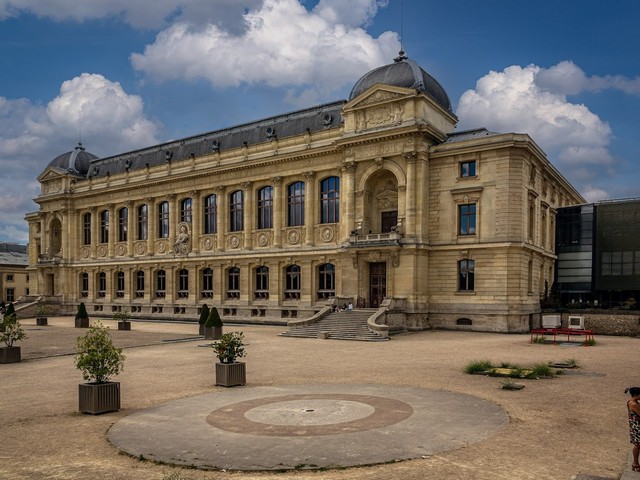 The Grand Gallery of Evolution Paris