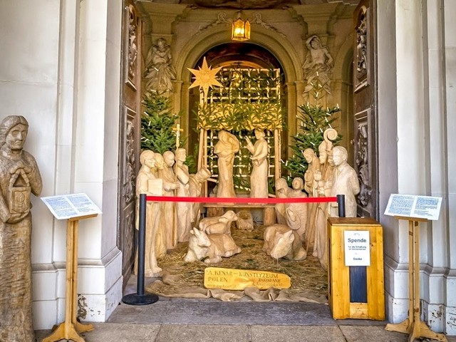 قصر لودفيغسبورغ في شتوتغارت - Ludwigsburg Palace
