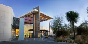 نورثلاند مول كرايستشرش - Northlands Shopping Centre