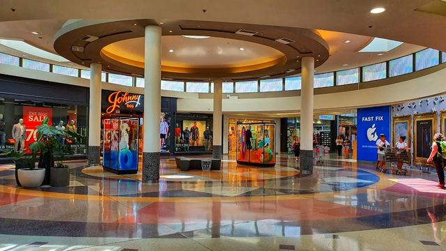 Northlands Mall