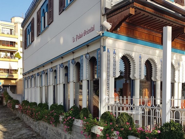 مطاعم مونترو
