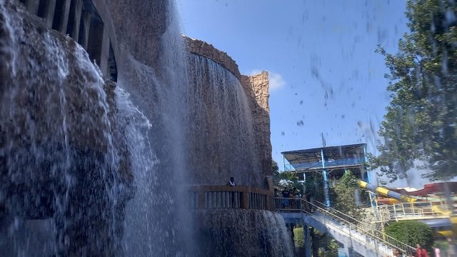 ملاهي ووتروورلد المائية - Funworld water park