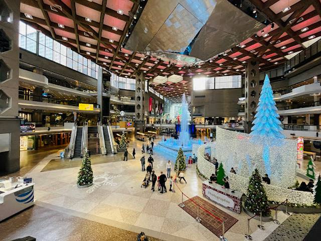 مركز تسوق ديجاردان مونتريال - shopping malls in Montreal