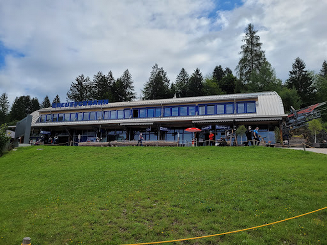 Kreuzeckbahn Cable Car Garmisch
