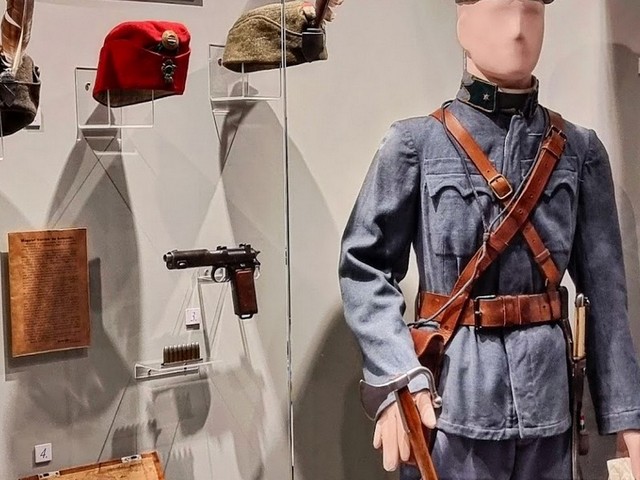 Military History Museum in Budapest - متحف التاريخ العسكري بودابست