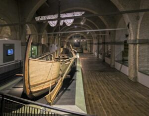 متحف السفن القديمة في بيزا - Museum of Ancient Ships of Pisa