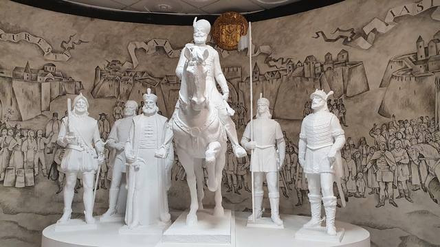 National Military Museum Bucharest - المتحف العسكري 