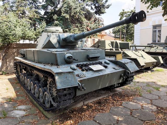 National Military Museum in Bucharest - المتحف العسكري بوخارست
