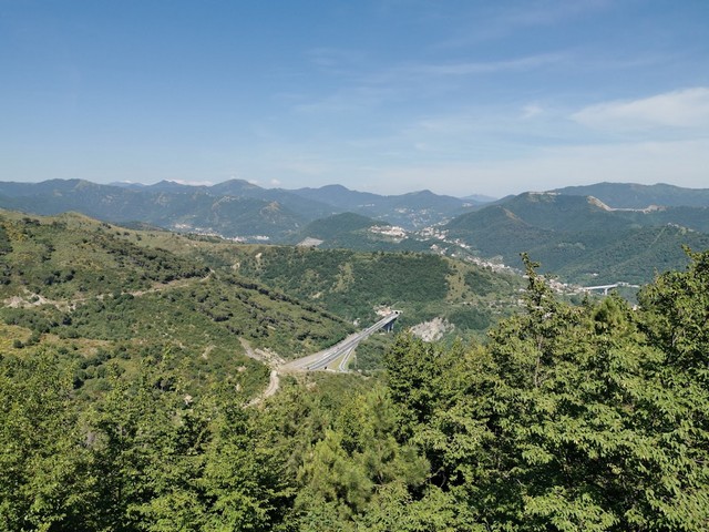جبل باركو ديلي مورا جنوة - Natural Area Parco Delle Mura Genoa