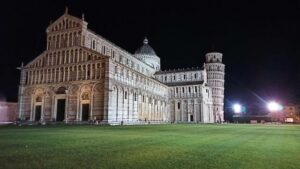 ساحة دومو بيزا - Piazza del Duomo Pisa
