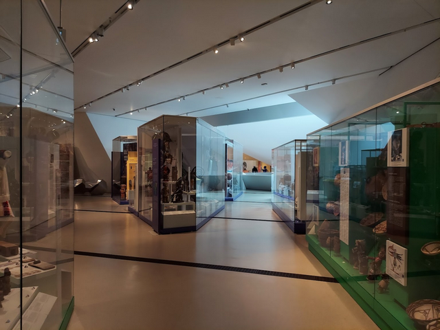 متحف أونتاريو الملكي تورنتو - Royal Ontario Museum