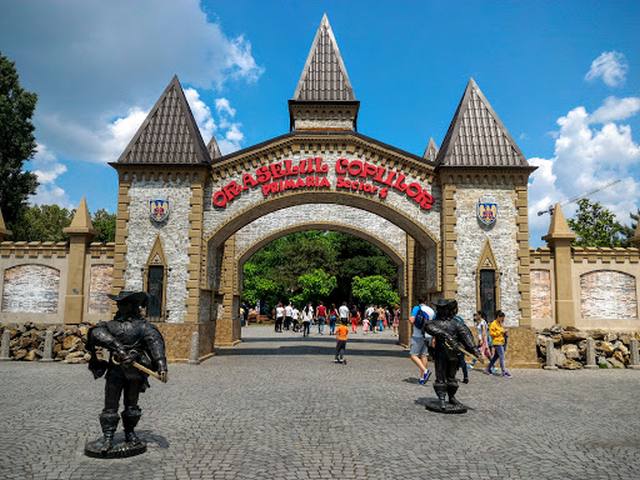 top things to do in Bucharest