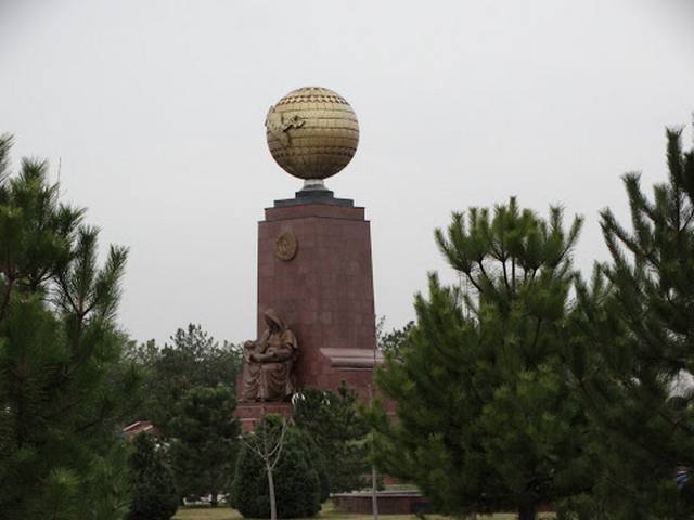 Independence Square Tashkent