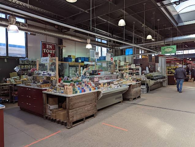 سوق جون طالون في مونتريال - Jean Talon Market Montreal